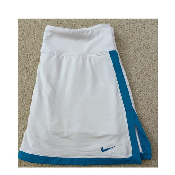 Nike Dresses & Skirts - 🌿🌸 Nike Tennis skirt white and teal